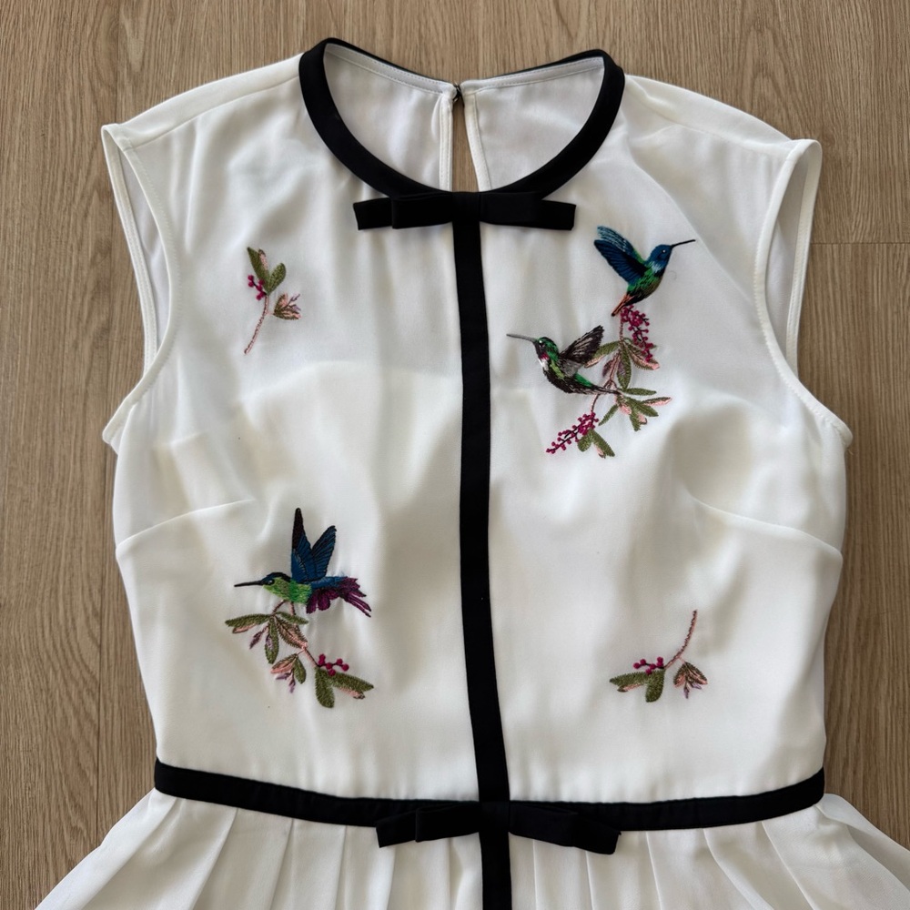 Ted Baker bow detail Hummingbird Embroidered dress - Picture 6 of 9